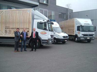  Deux Mercedes-Benz Atego et un Mercedes-Benz Sprinter  chez A.S Adventure