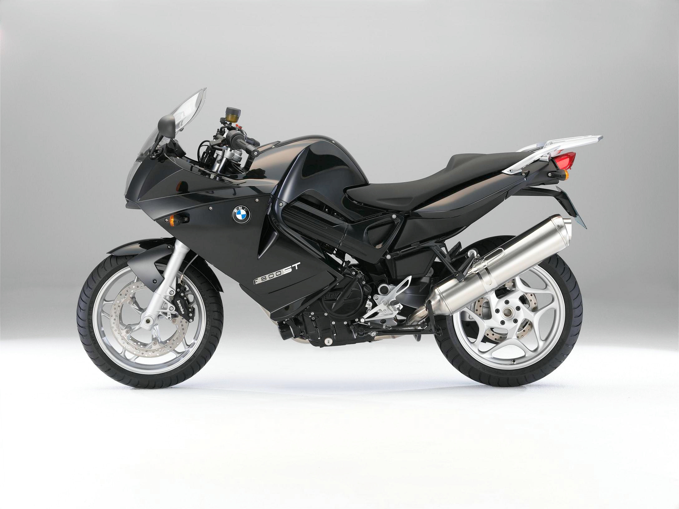 BMW F 800 ST Nouvelles couleurs pour BMW Motorrad anne 2011.